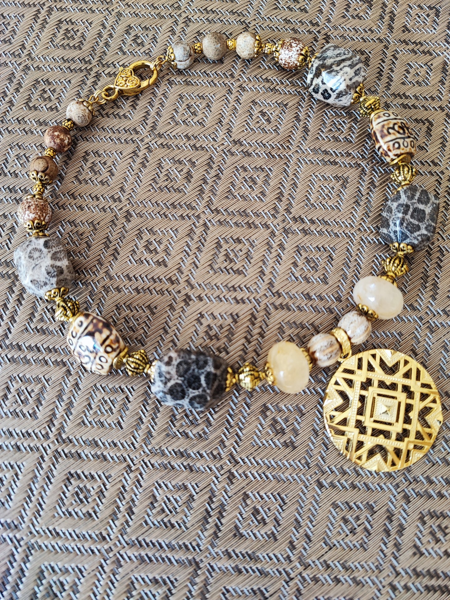 Choker Necklace with Golden Quartz, Dream Lace Agate, Chrysanthemum Stone, and 925 Sterling Silver Gold-Plated Pendant - Statement Boho